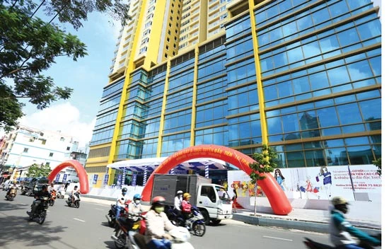 Golden Plaza - tâm điểm giao thương của chợ sỉ cả nước