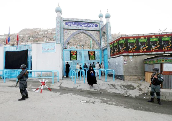 Xả súng tại đền Hồi giáo ở thủ đô Afghanistan, 14 người chết