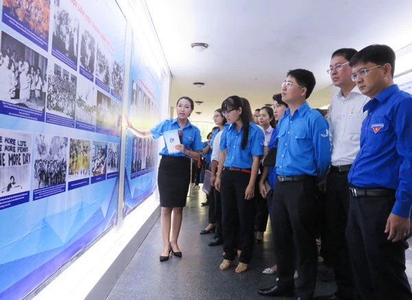 Khai mạc triển lãm ảnh “Tôi yêu Tổ quốc tôi”