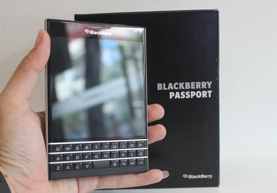 BlackBerry Passport “giá rẻ” từ đâu ra?