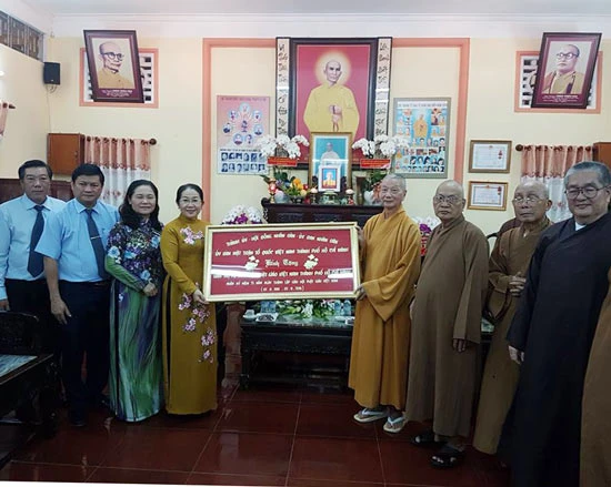 35 năm Phật giáo phát triển, đồng hành cùng cả nước và TPHCM