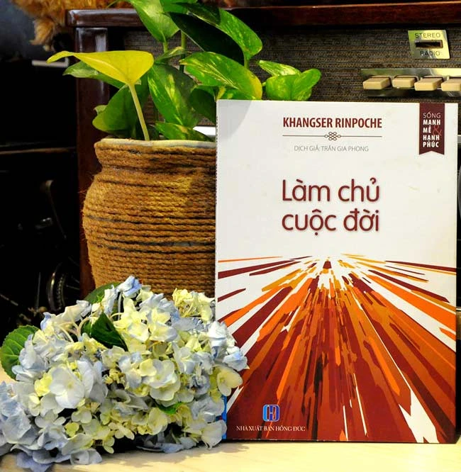 Cuốn sách ''Làm chủ cuộc đời'' ra mắt độc giả