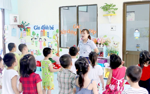 Giải thưởng Võ Trường Toản lần đầu tiên tại Đà Nẵng: Những mẹ hiền trên lớp