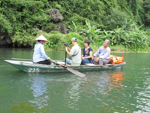 Ký sự "Biển đảo quê hương" lên sóng HTV