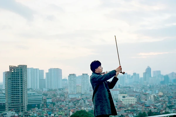 Nghệ sĩ Hoàng Rob: Hiện tượng 9X của violin Việt