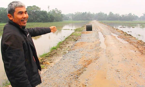 Cựu binh góp tiền, hiến đất làm đường