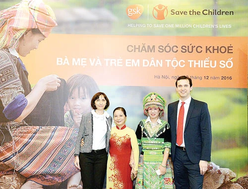 Triển khai dự án “Chăm sóc sức khỏe bà mẹ và trẻ em dân tộc thiểu số”