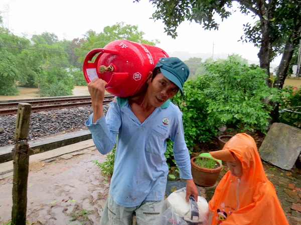 Người hùng xóm Ga