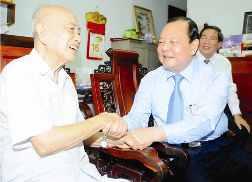 Đồng chí Dương Đình Thảo - người lãnh đạo mẫu mực, người anh lớn của ngành tư tưởng văn hóa TPHCM