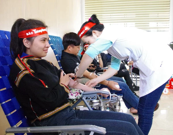 Đắk Lắk, Lâm Đồng: Hàng ngàn người tham gia hiến máu
