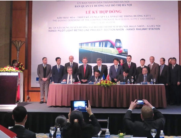 Ký hợp đồng gói thầu hơn 7.600 tỷ đồng xây dựng đường sắt đô thị Nhổn - Ga Hà Nội