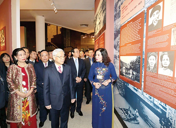 Khai mạc triển lãm “Tổng Bí thư Trường Chinh - Người học trò xuất sắc của Chủ tịch Hồ Chí Minh”