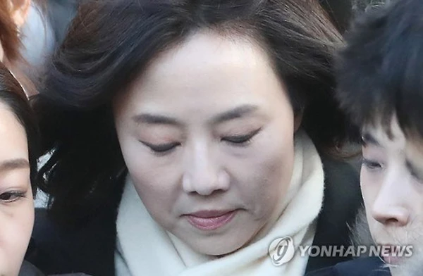 Bê bối chính trị tại Hàn Quốc: Bộ trưởng Văn hóa, Thể thao và Du lịch bị bắt giữ