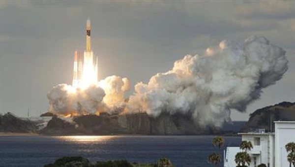 Nhật Bản phóng thành công vệ tinh viễn thông quân sự đầu tiên