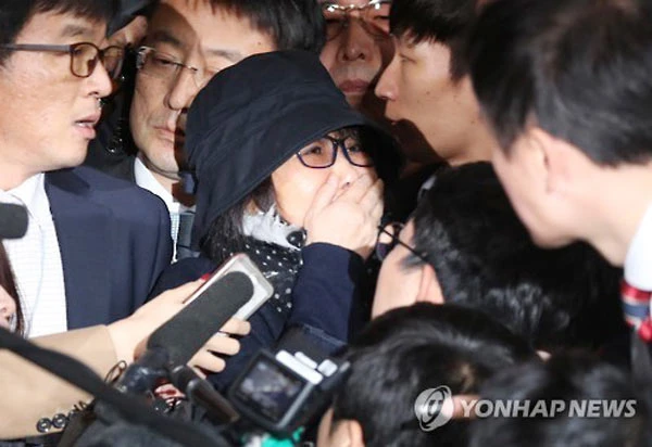 Bê bối chính trị tại Hàn Quốc: Vai trò của bà Choi trong việc bổ nhiệm được xác nhận