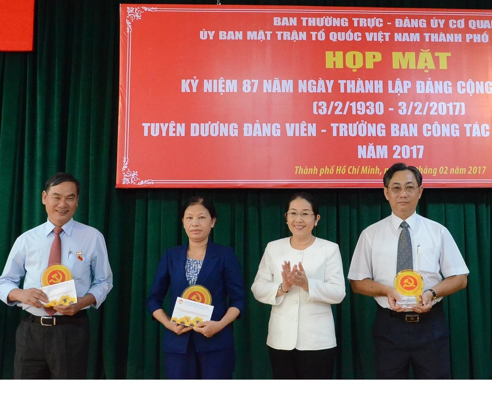 TPHCM vinh danh 87 đảng viên tiêu biểu làm công tác Mặt trận