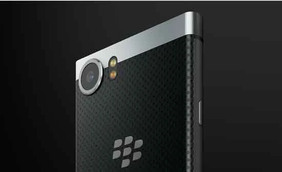 Ai đã từng yêu BlackBerry mới mua BlackBerry KEYone?