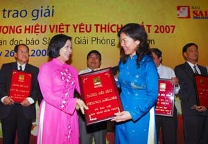 Sáng nay, Báo Sài Gòn Giải Phóng trao giải Thương hiệu Việt yêu thích nhất năm 2007