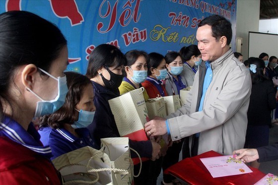 National union to aid key workers during Tet holiday