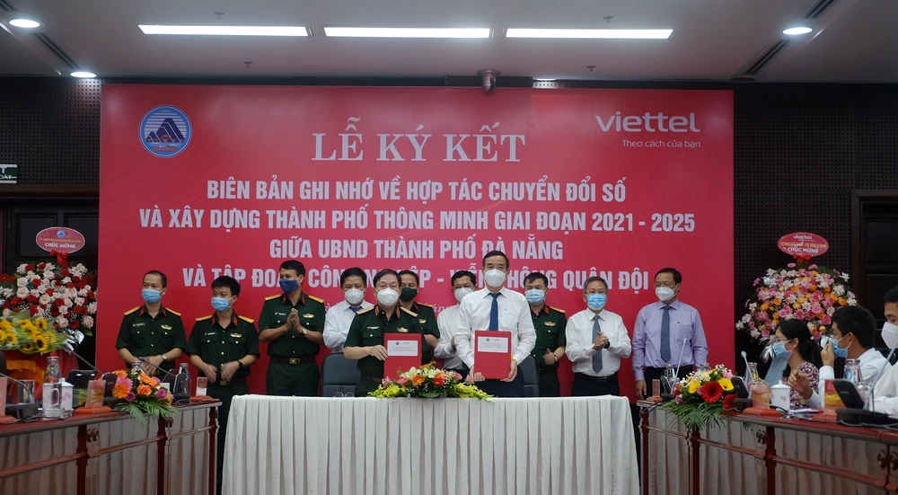 TP Đà Nẵng ký kết với Tập đoàn Viettel về chuyển đổi số và xây dựng thành phố thông minh