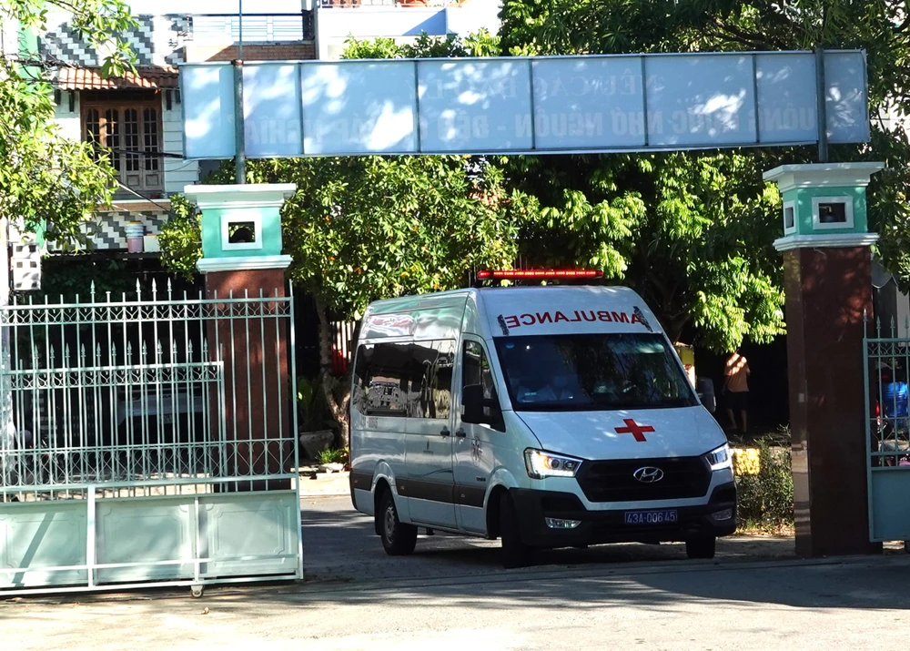Trung tâm cấp cứu 115 Đà Nẵng đã quản lý chất lượng quy trình báo động đỏ trước viện, rút ngắn thời gian đối với cấp cứu đột quỵ não chỉ 35 phút. Ảnh: XUÂN QUỲNH