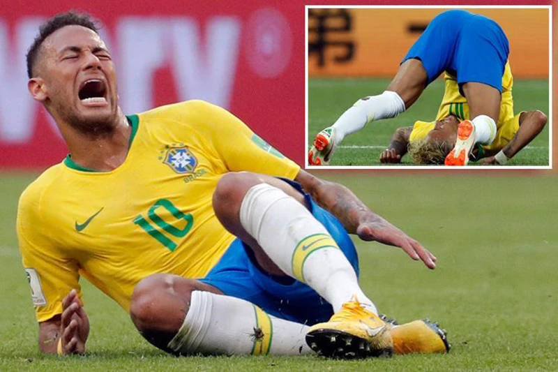 Neymar vượt kỷ lục của 'Vua' Pele, Brazil thắng giòn giã Bolivia