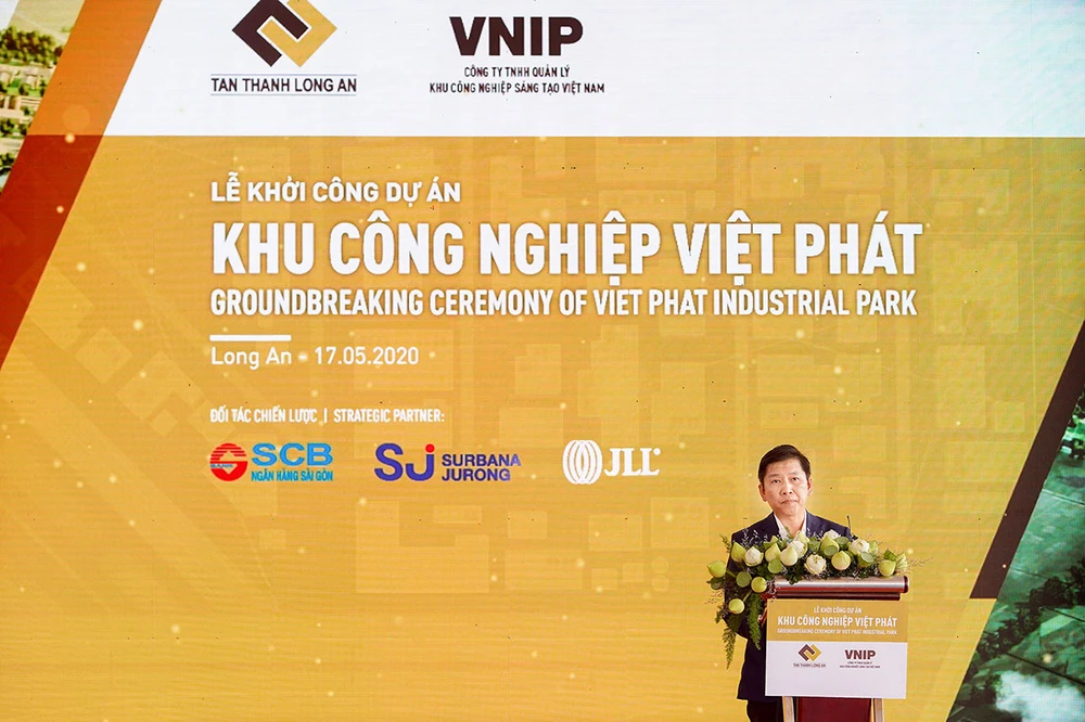Ông Võ Tấn Hoàng Văn - Thành viên HĐQT kiêm Tổng Giám đốc phát biểu tại buổi lễ