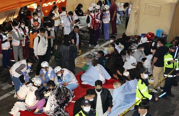 Ít nhất 151 người thiệt mạng khi tham gia lễ hội Halloween tại khu vực Itaewon, Seoul, Hàn Quốc. Ảnh: YONHAP