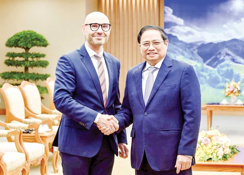 Thủ tướng Phạm Minh Chính tiếp Tổng Thư ký Tòa Trọng tài Thường trực quốc tế Marcin Czepelak