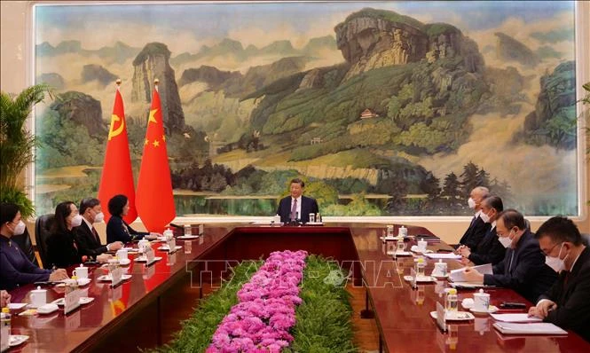 Thường trực Ban Bí thư Trương Thị Mai hội kiến Tổng Bí thư, Chủ tịch Trung Quốc Tập Cận Bình. Ảnh: TTXVN