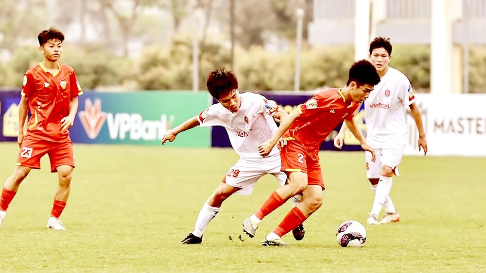 Các cầu thủ trẻ Việt Nam “khát” sân chơi để trải nghiệm và nâng cao trình độ