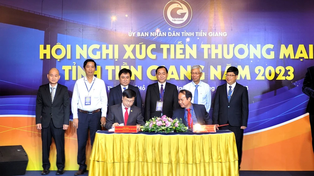 Saigon Co.op ký thỏa thuận xúc tiến thương mại với tỉnh Tiền Giang