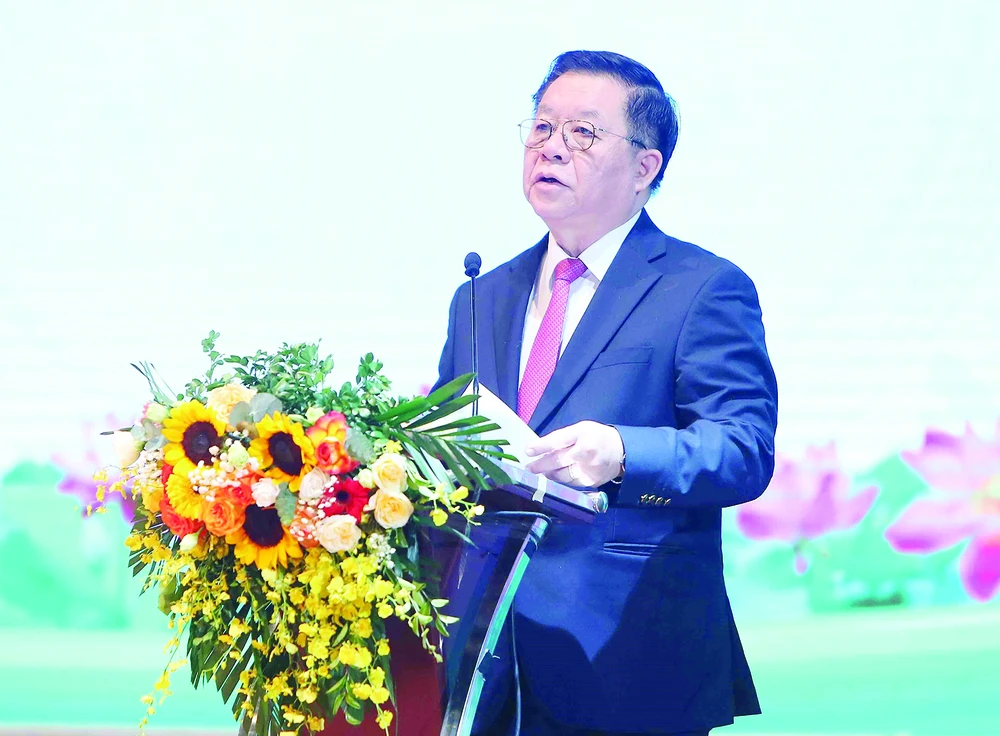 Trưởng ban Tuyên giáo Trung ương Nguyễn Trọng Nghĩa phát biểu tại lễ tổng kết và trao giải. Ảnh: TTXVN