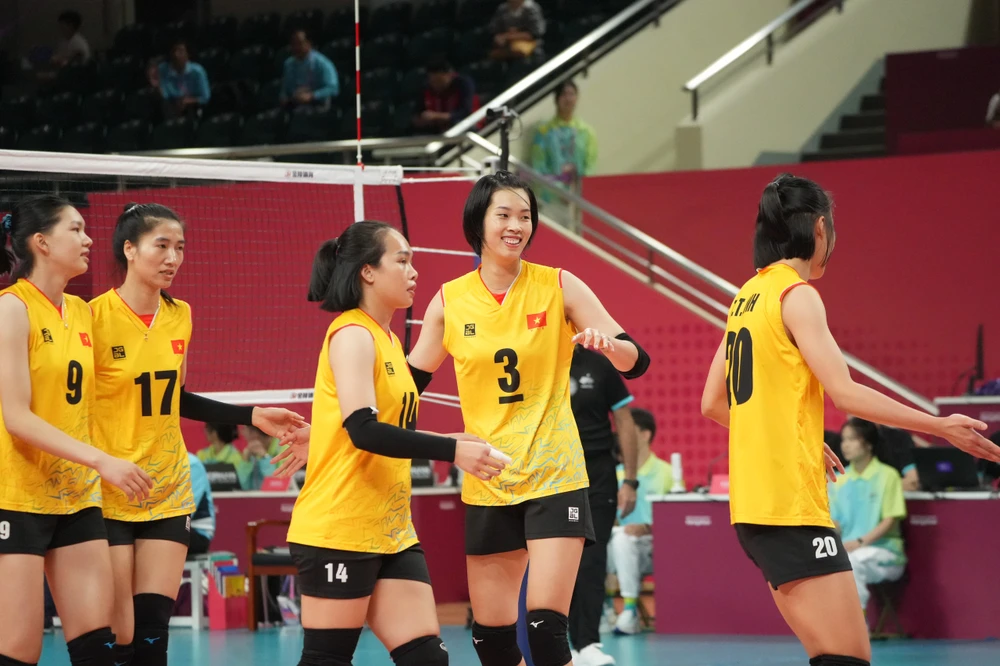 Tuyển bóng chuyền nữ Việt Nam đã có chiến thắng đầy tự tin trong trận đầu tiên tại Asiad 19. Ảnh: HIEN TRAN