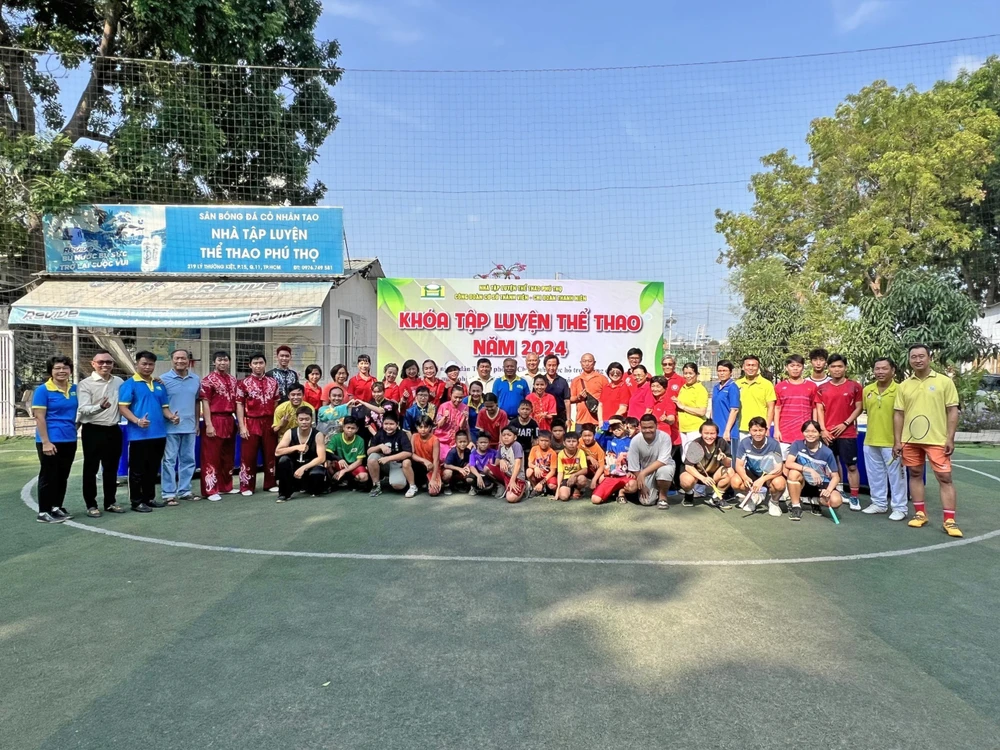 Nhà tập luyện thể thao Phú Thọ tổ chức các khoá học thể thao miễn phí cho người dân TPHCM