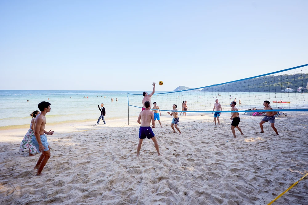 Khách quốc tế mê mệt Bãi Kem - Top bãi biển đẹp nhất hành tinh ở Phú Quốc- Ảnh 4.