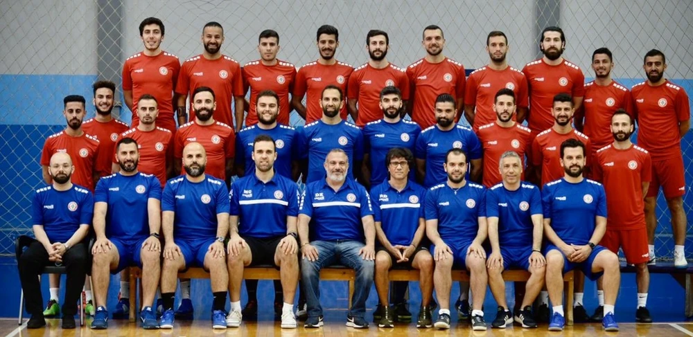 Đội hình của đội tuyển futsal Lebanon chuẩn bị cho vòng play-off World Cup 2021. Ảnh: LFA