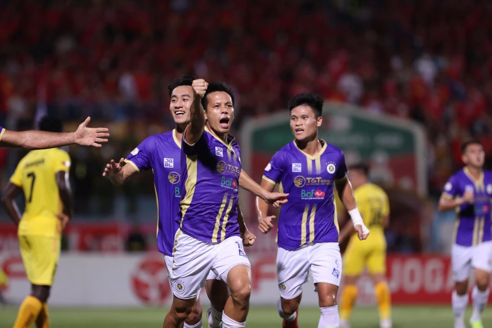 Niềm vui của Hà Nội FC khi đánh bại Hải Phòng. ẢNH: MINH HOÀNG