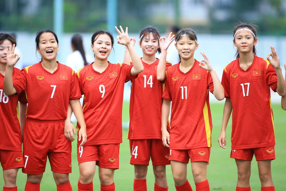 U17 nữ Việt Nam giành quyền đi tiếp ở vòng loại U17 nữ châu Á 2023. ẢNH: KIỀU OANH.