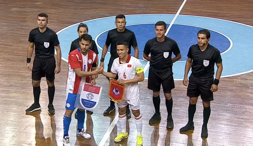 Đội tuyển futsal Việt Nam có trận đấu đầy kiên cường trước chủ nhà Paraguay. 