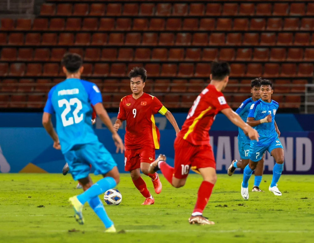 U17 Việt Nam bị U17 Ấn Độ cầm hoà.