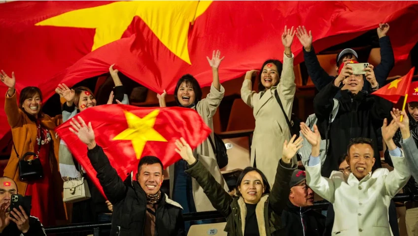 CĐV Việt Nam ghi điểm ở New Zealand. 