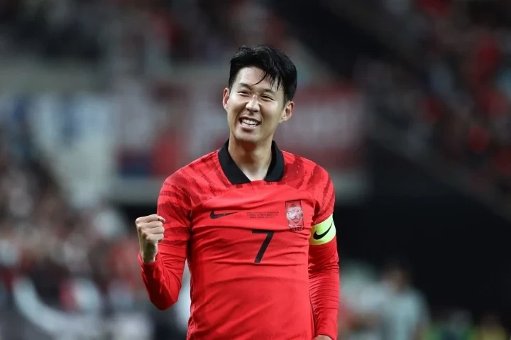 Son Heung-min chuẩn bị đối đầu với đội tuyển Việt Nam. 