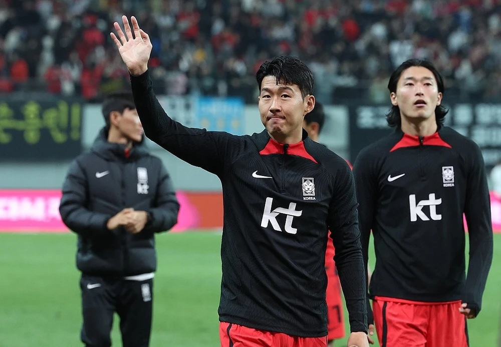 Son Heung-min muốn được ra sân gặp đội tuyển Việt Nam ở trận giao hữu vào ngày 17-10. 
