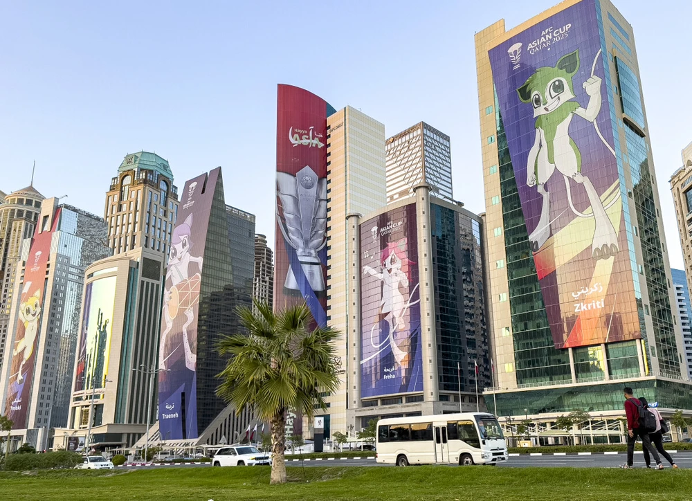 Áp phích về Asian Cup 2023 được trưng bày ở khắp thủ đô Doha, Qatar. 