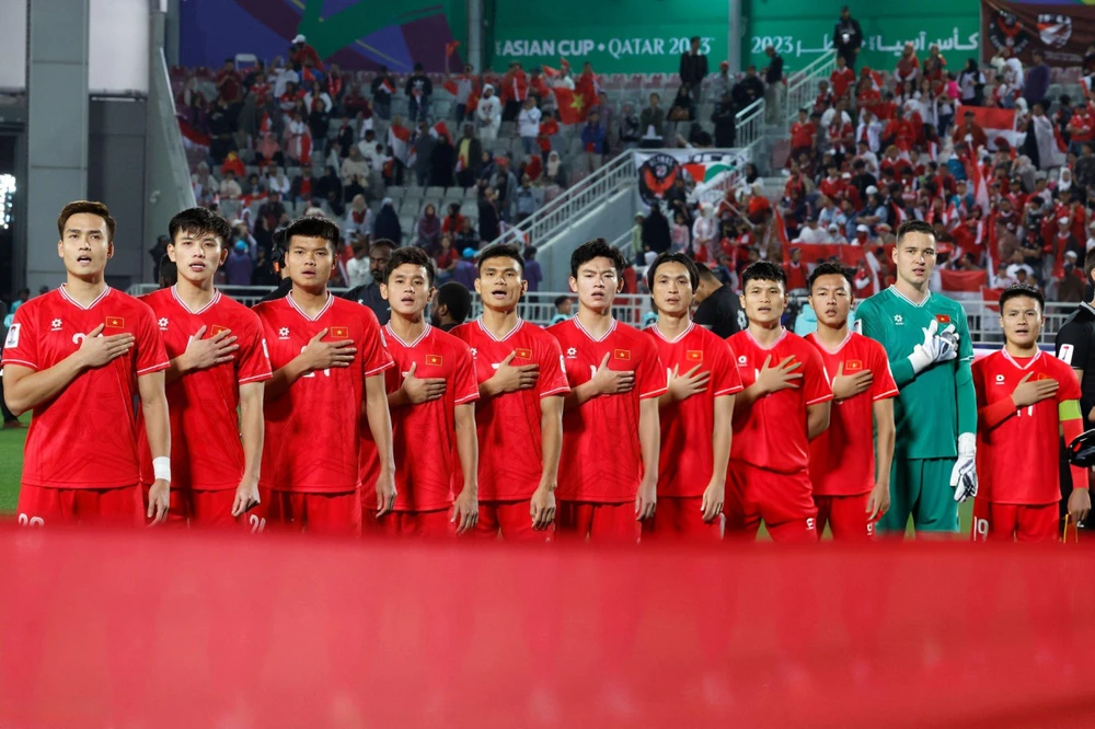 Đội tuyển Việt Nam: Đá vì màu cờ sắc áo, vì danh dự và vì bản thân- Ảnh 1.