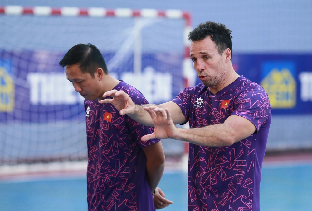 HLV Giustozzi: Đội tuyển futsal Việt Nam cố gắng hết sức để đoạt vé dự World Cup- Ảnh 3.