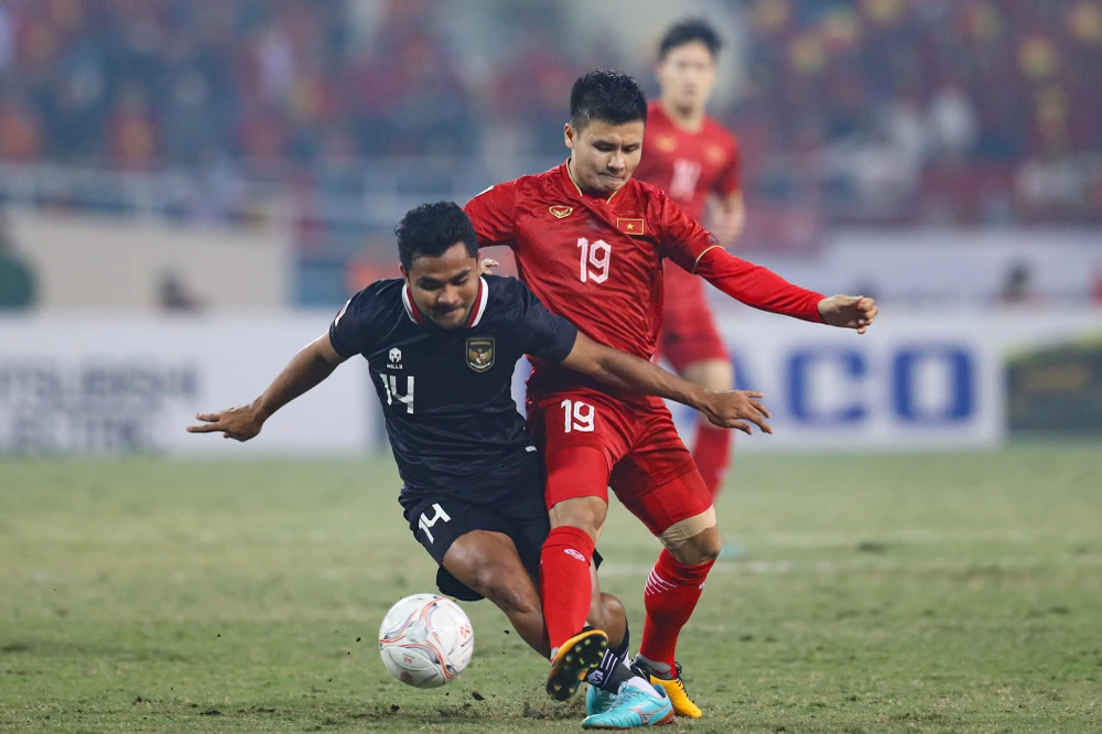Asnawi Mangkualam (áo đen) là người ghi bàn thắng duy nhất giúp Indonesia thắng đội tuyển Việt Nam ở Asian Cup 2023. 