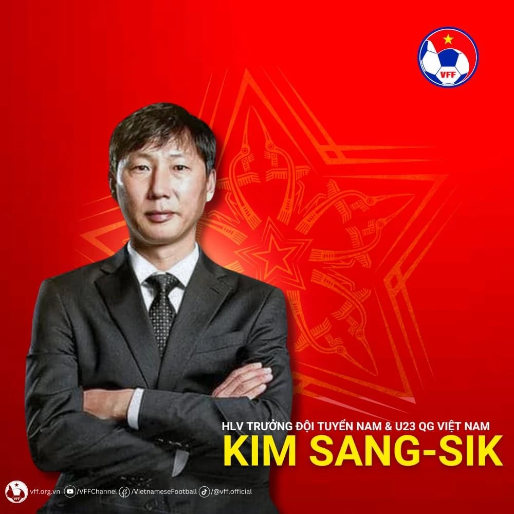 Tân HLV Kim Sang-sik của đội tuyển quốc gia Việt Nam. 