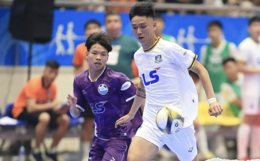 Thái Sơn Bắc đón nhận thất bại trước Hà Nội FC. ẢNH: ANH TRẦN 